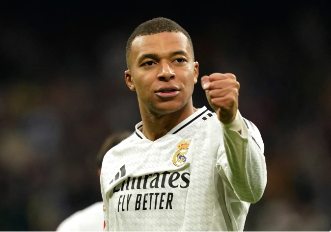 AG体育官方入口-姆巴佩联赛出战成疑，皇马进攻线如何应对？